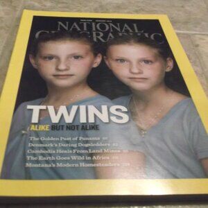 2/$35 National Geographic Jan 2012 Vol 221 No 1 Twins Issue Alike But not Alike